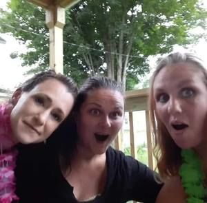 Meet your Posher, Lenora